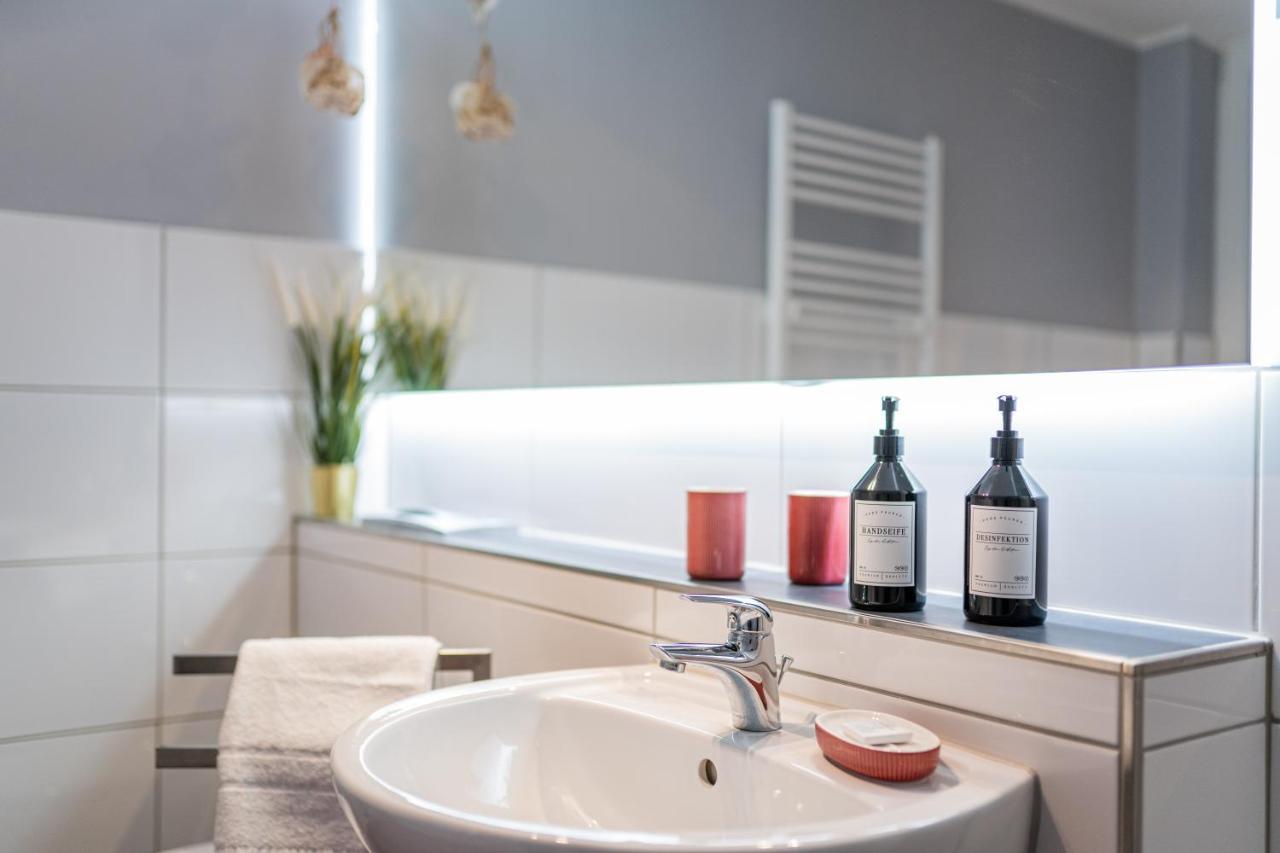 Golden Design Apartment Familie Business 6 Pers Buero Fitnessecke Naehe Messe Dus 1000 Mbit Ντούισμπουργκ Εξωτερικό φωτογραφία
